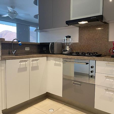 Beautiful Sea View Apartment Санта Марта Екстериор снимка