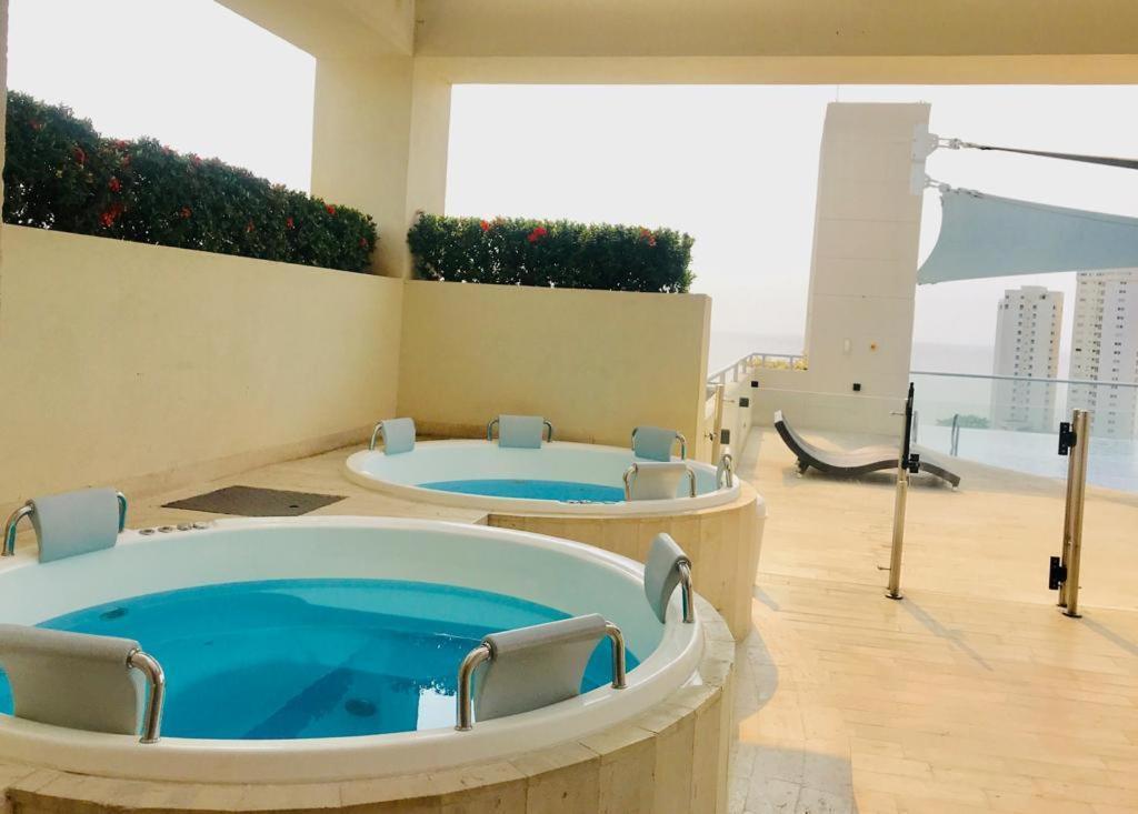 Beautiful Sea View Apartment Санта Марта Екстериор снимка