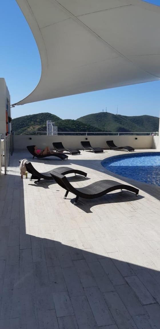 Beautiful Sea View Apartment Санта Марта Екстериор снимка